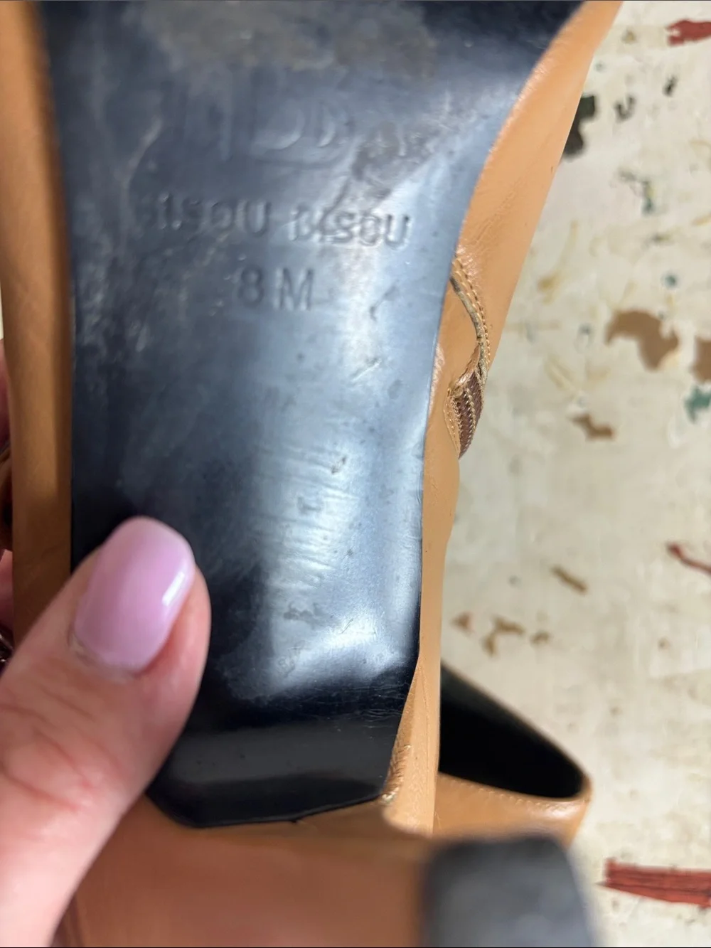 Bisou Bisou > Tan Leather Pointed-Toe Lace-Up Heels 8
